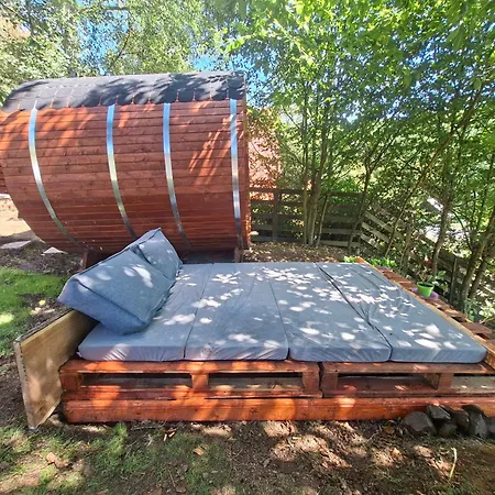 Wellness Glamping Za Homoli Holiday home Cernolice